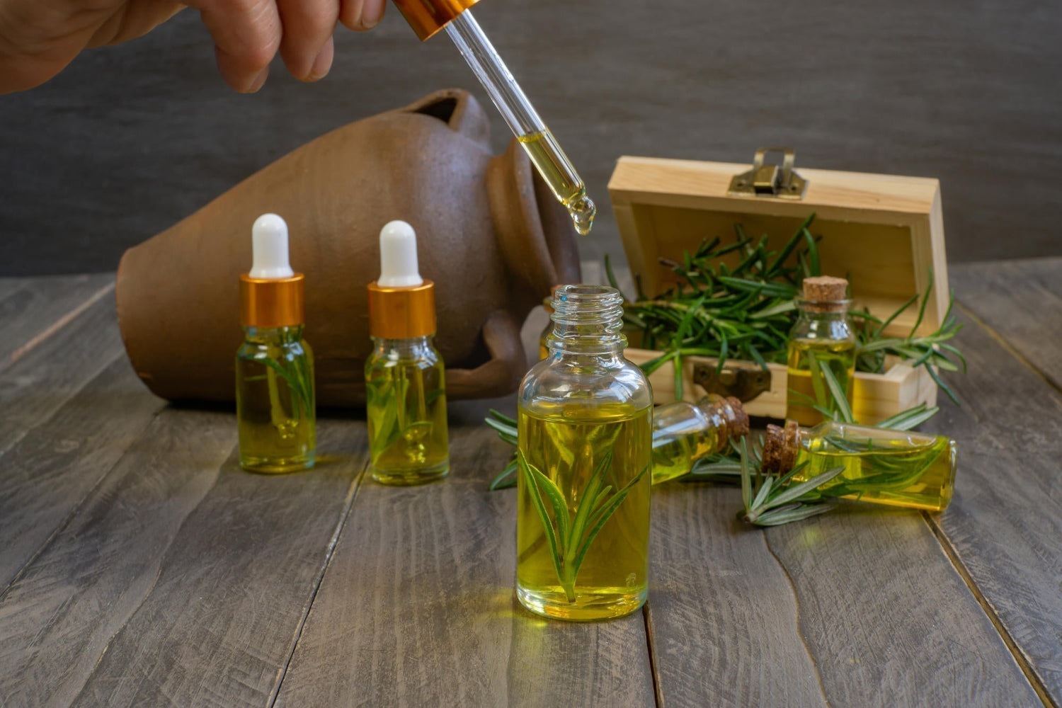 At Aroma Country, we craft layered fragrance blends—rooted in both essential oils and refined diffuser oils—to help you design a home that feels as intentional as it smells.